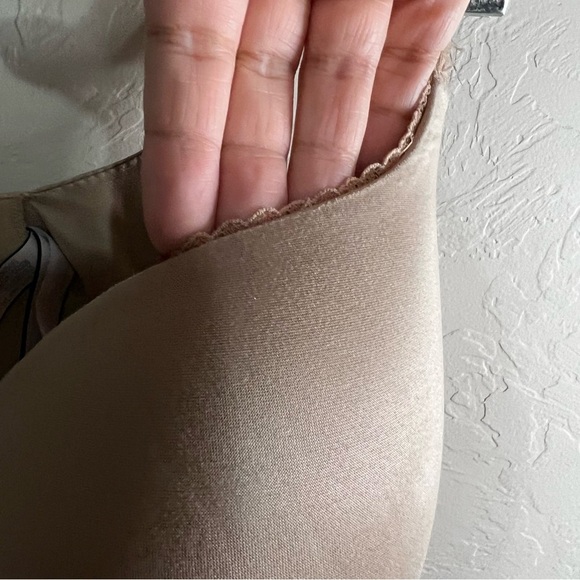 Victoria’s Secret Body By Victoria Taupe Perfect Shape Bra - Picture 6 of 9